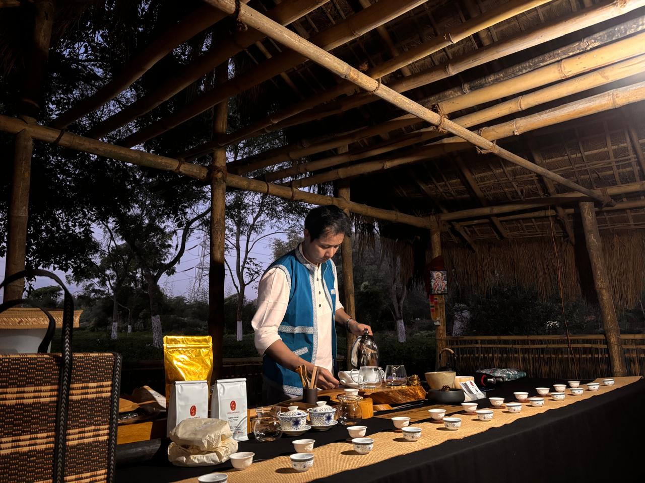 Tea tasting and brewing under the bamboo pavilion